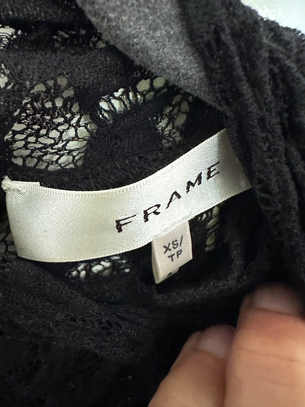 FRAME DENIM SLEEVELESS BLACK LACE TOP. XS - Picture 6 of 8